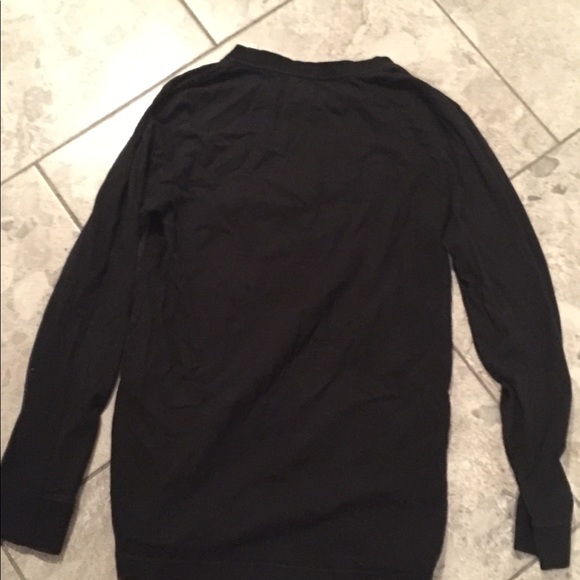 Converse long sleeve very good material - Picture 4 of 4